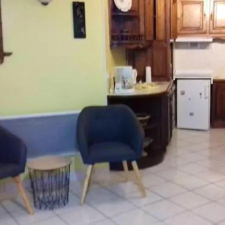 Апартаменты A Avec Terrasse Сарла-ла-Канеда