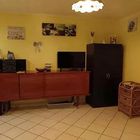 Апартаменты A Avec Terrasse *